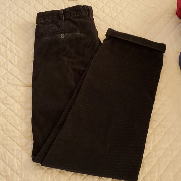 Izod Men's Corduroys